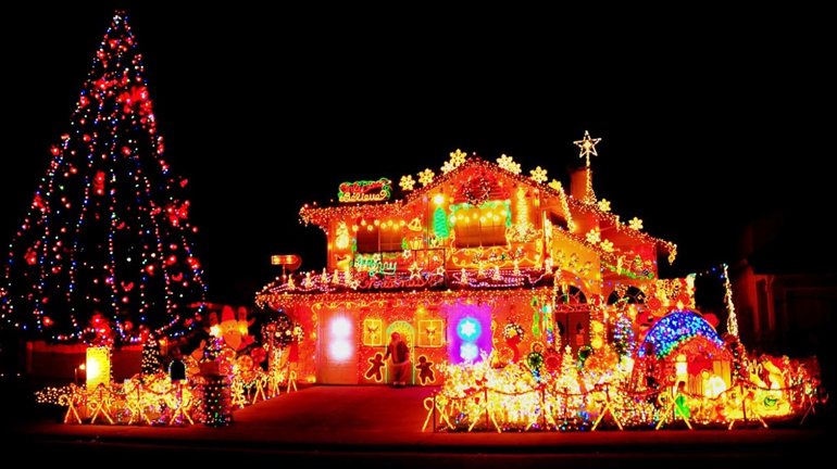 Eight truly crap Christmas decorations