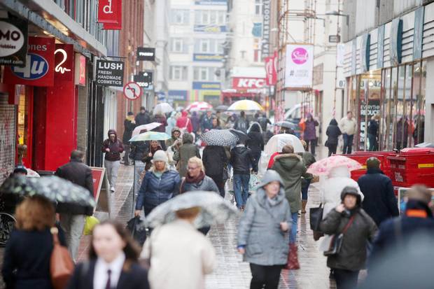 Belfast to bring in overtaking lanes on pavements