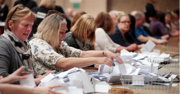 “Nobody has a f**king clue how this election count works”, admits Electoral Office