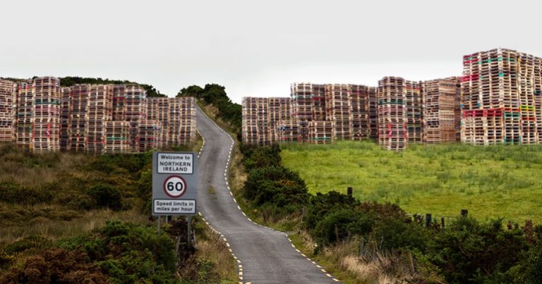 Government proposes new pallet wall along border