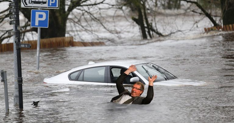 DUP MP Sammy Wilson washed away in floods